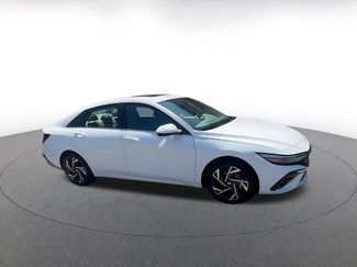 Used 2025 Hyundai Elantra SEL FWD video 2