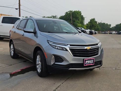 Used 2023 Chevrolet Equinox LT AWD/4WD image 3