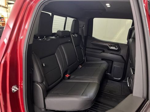 Used 2025 GMC Sierra 1500 SLT w/ SLT Premium Package image 21