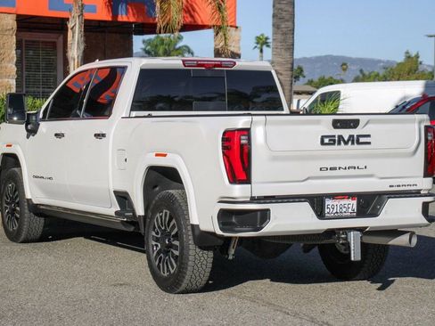 Used 2025 GMC Sierra 2500 Denali Ultimate AWD/4WD image 7