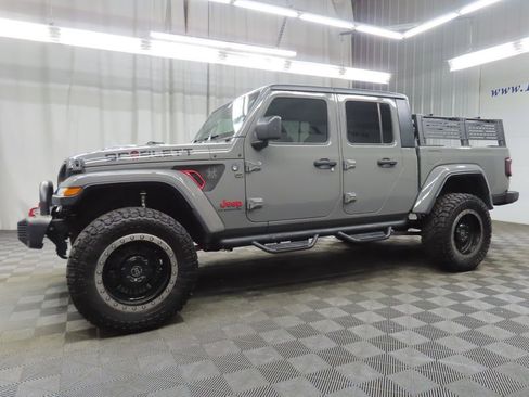 Used 2021 Jeep Gladiator Sport AWD/4WD image 6
