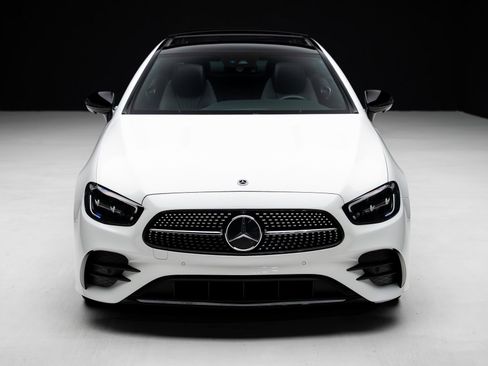 Used 2023 Mercedes-Benz E 450 Coupe image 5