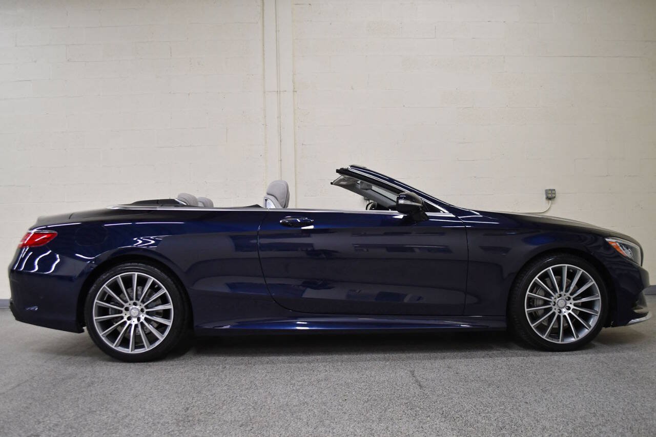 Used 2017 Mercedes-Benz S 550 Cabriolet image 4