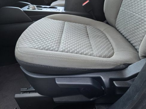 Used 2021 Ford Escape SE FWD image 19