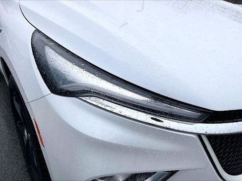 Used 2024 Buick Enclave Essence w/ Experience Buick Package image 31