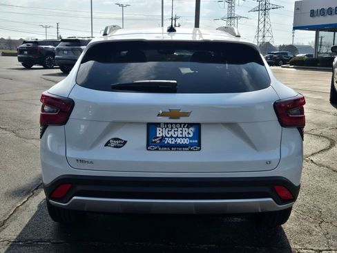 New 2026 Chevrolet Trax LT image 11
