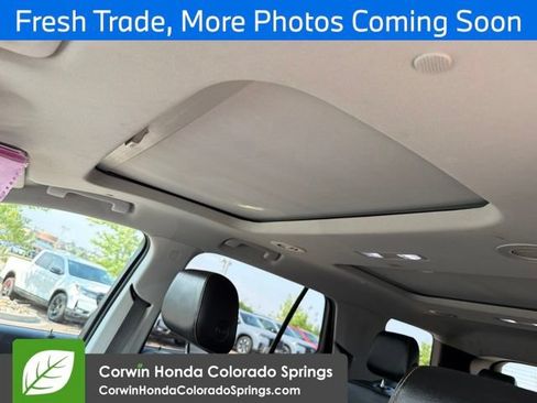 Used 2018 Chevrolet Traverse Premier AWD/4WD image 11
