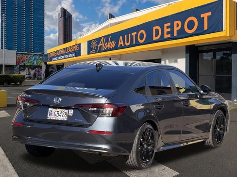 Used 2025 Honda Civic Sport image 4