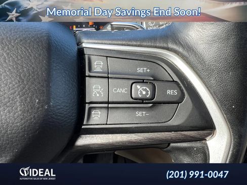 Used 2021 Jeep Grand Cherokee L Limited AWD/4WD image 12