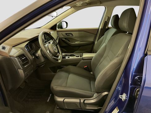 Used 2023 Nissan Rogue S image 13