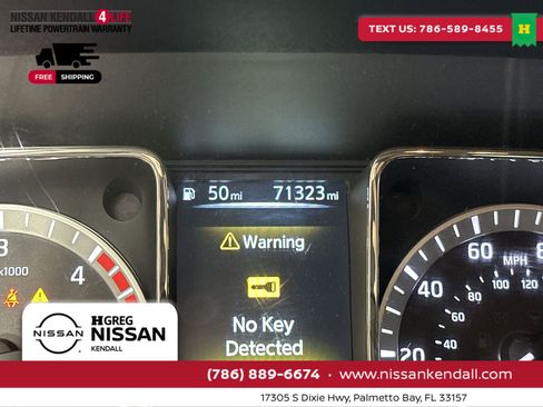 Used 2017 Nissan Titan SV image 19