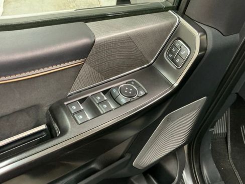 Used 2022 Ford F150 Platinum w/ Equipment Group 701A High image 16