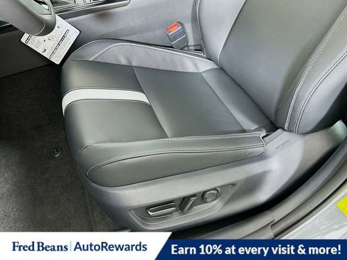 New 2026 Toyota Camry SE image 10