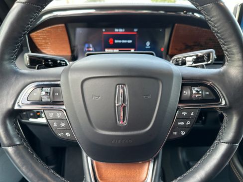 Certified 2023 Lincoln Navigator Black Label image 25