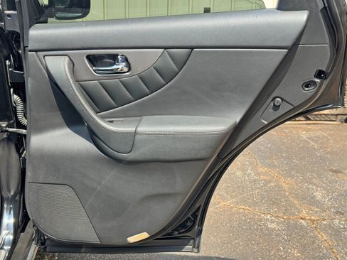 Used 2014 INFINITI QX70 2WD w/ Premium Package image 44