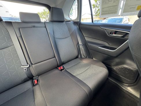 Used 2025 Toyota RAV4 XLE w/ Convenience Package image 39