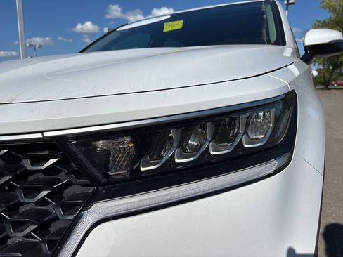 Used 2023 Kia Sorento LX image 10