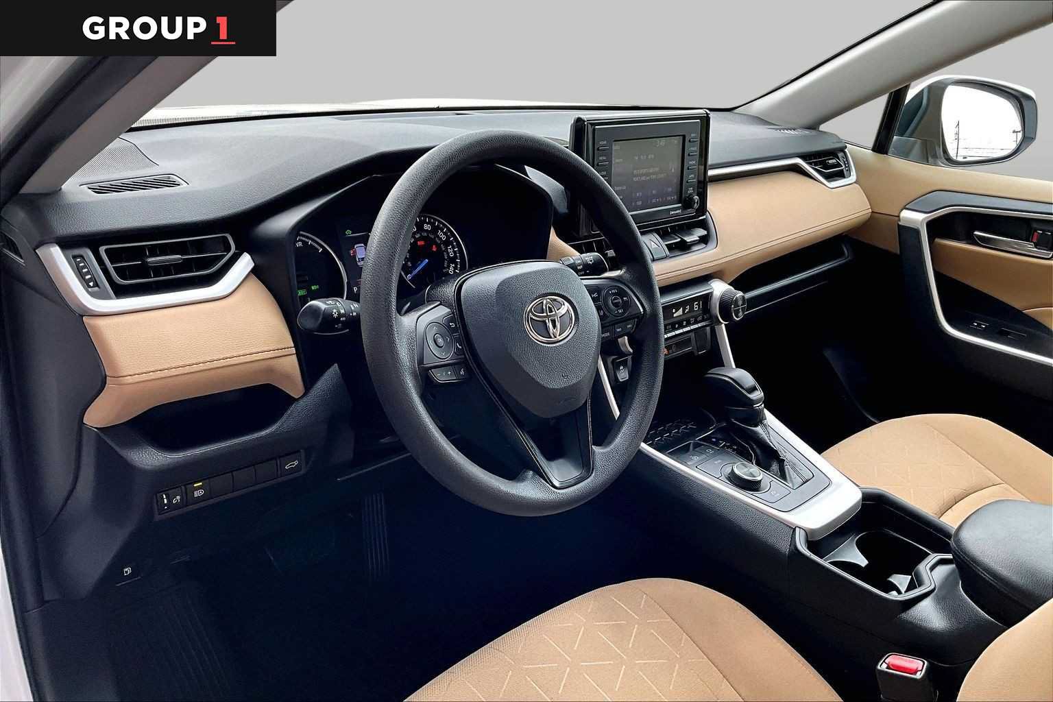 Used 2021 Toyota RAV4 XLE w/ Convenience Package AWD/4WD image 18