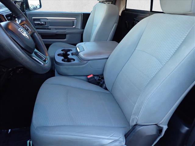 Used 2015 RAM 1500 Classic SLT AWD/4WD image 11