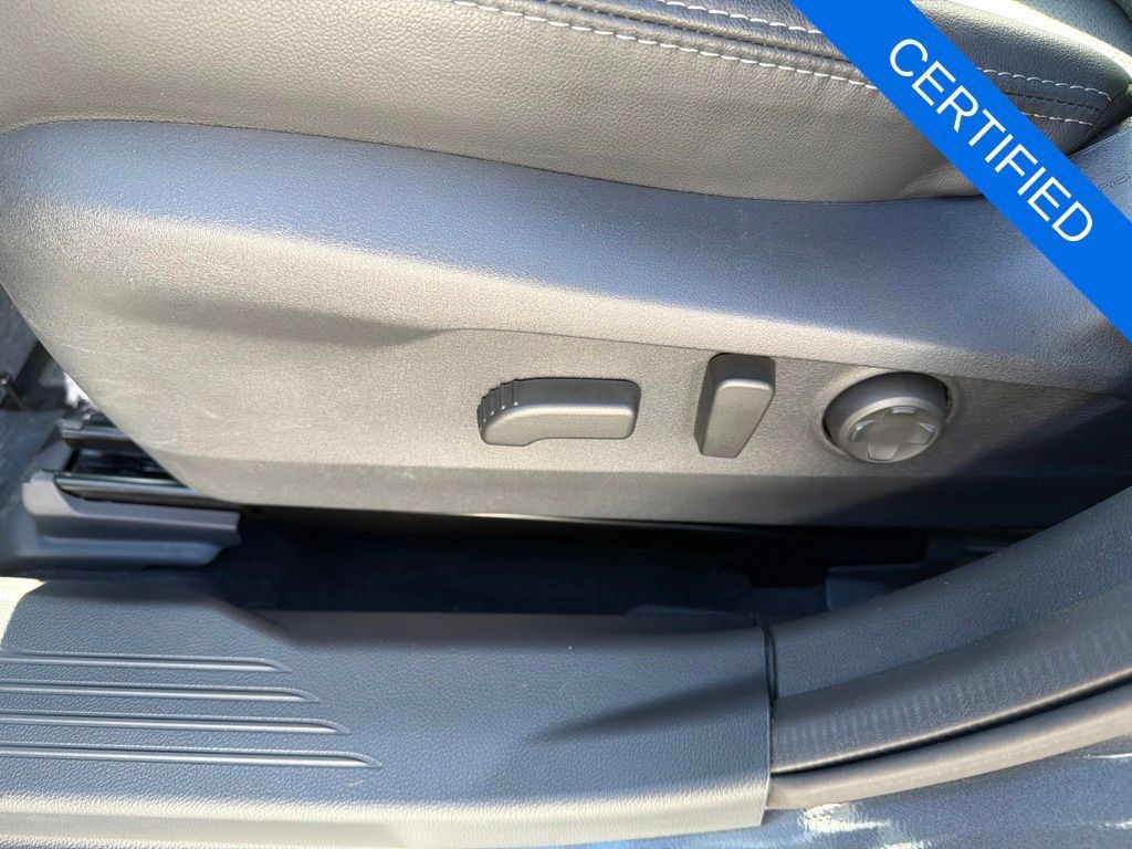 Certified 2025 Subaru Legacy Limited AWD/4WD image 12