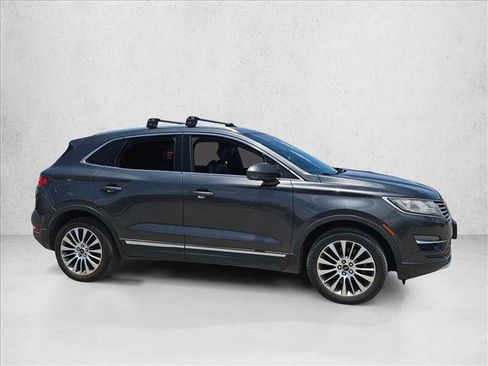 Used 2017 Lincoln MKC Reserve AWD/4WD image 4
