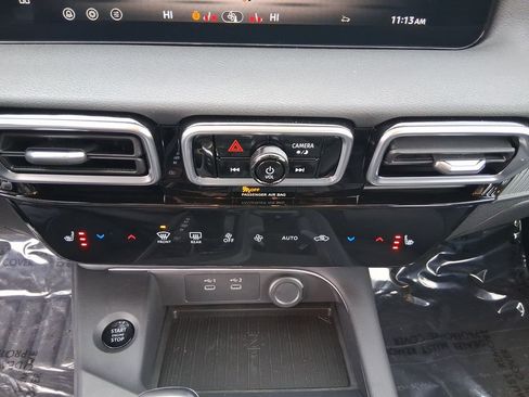 New 2026 Nissan Sentra SR w/ SR Premium Package image 17