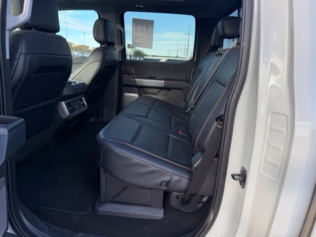Used 2025 Ford F350 Lariat w/ Lariat Ultimate Package AWD/4WD image 14