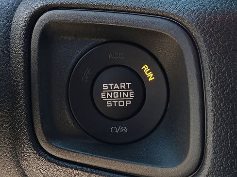 New 2026 Jeep Gladiator Sport image 17