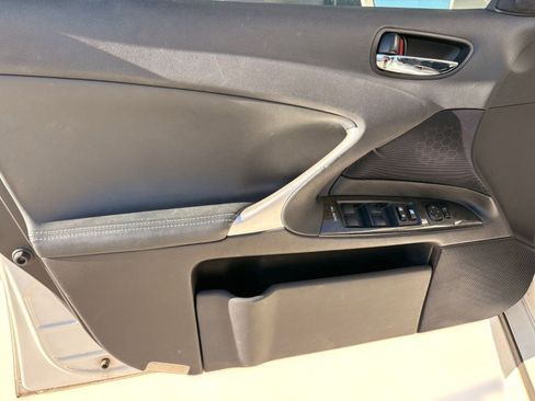 Used 2011 Lexus IS 250 AWD image 22