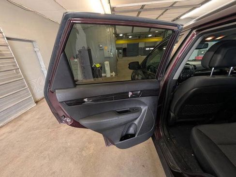 Used 2011 Kia Sorento LX w/ Convenience Pkg AWD/4WD image 24