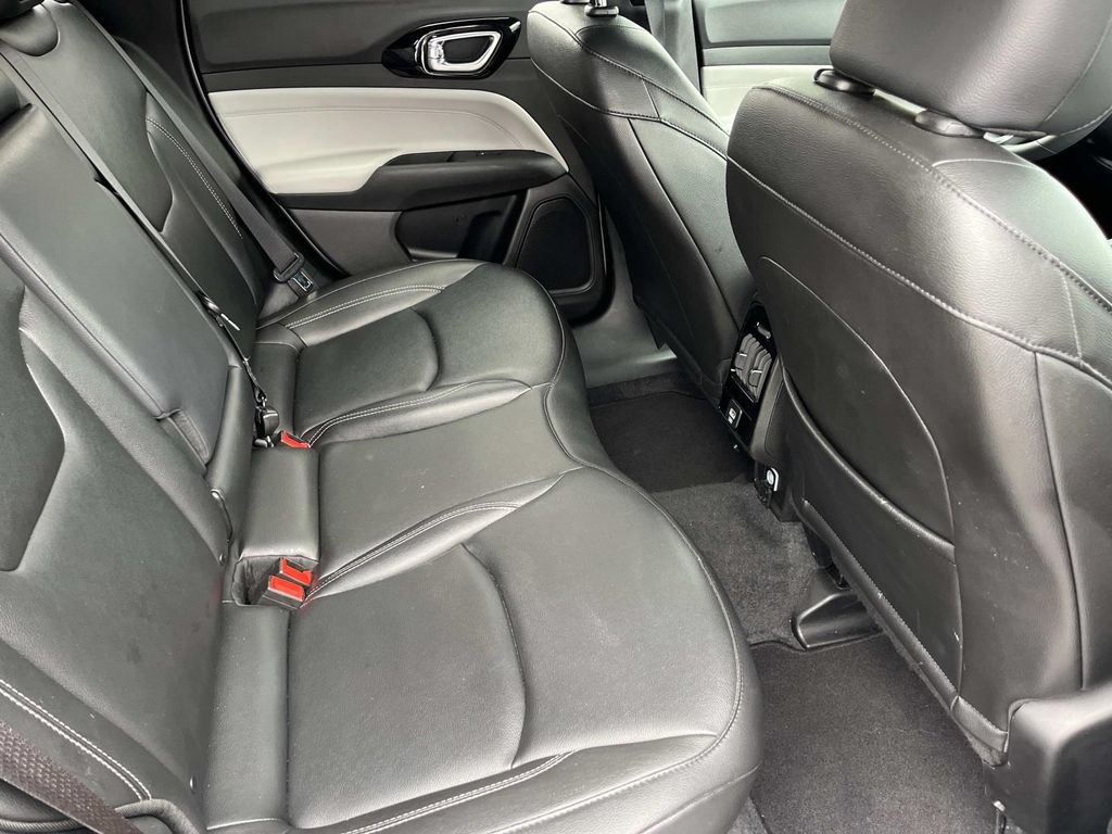 Used 2025 Jeep Compass Limited AWD/4WD image 21