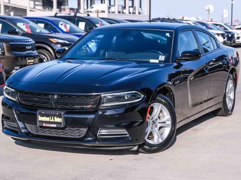 Used 2023 Dodge Charger SXT RWD image 1
