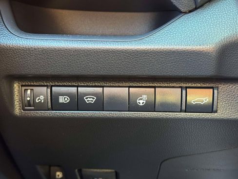 Used 2024 Toyota RAV4 SE w/ Weather & Moonroof Package image 19