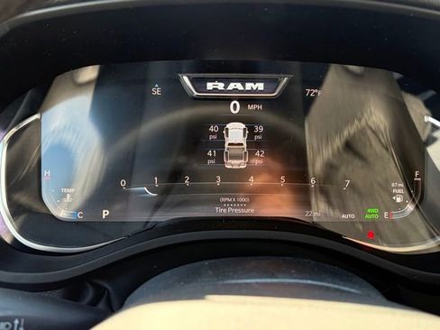 New 2026 RAM 1500 Big Horn AWD/4WD image 18