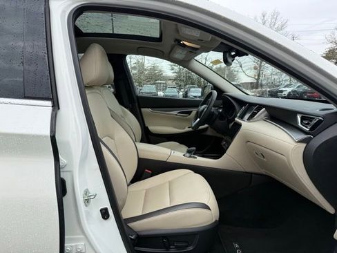 Used 2022 INFINITI QX50 Luxe image 32