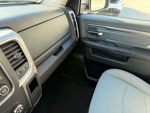 Used 2024 RAM 1500 Classic SLT AWD/4WD image 14