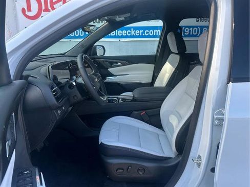 New 2026 Chevrolet Traverse High Country image 25