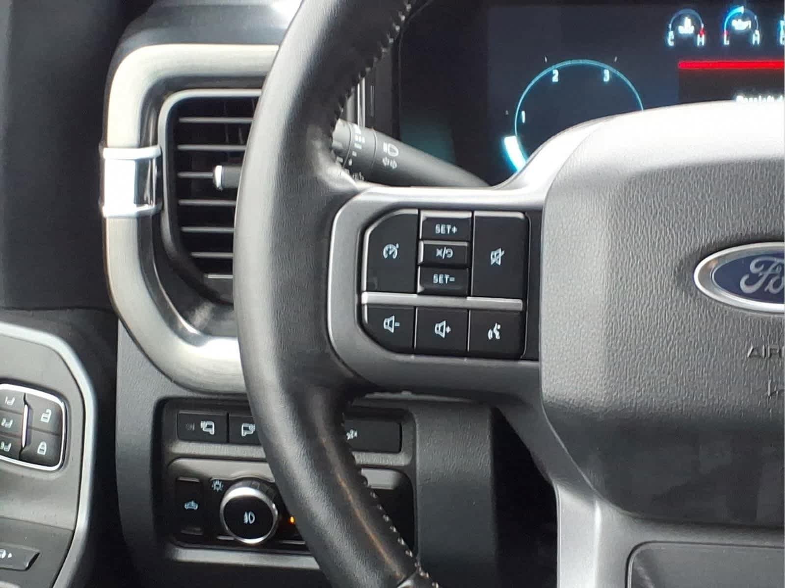 Used 2024 Ford F250 Lariat AWD/4WD image 21