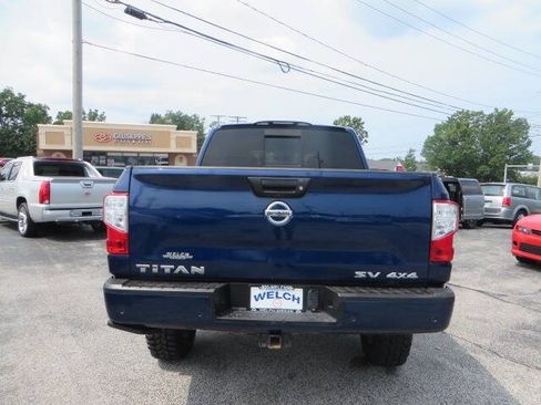 Used 2021 Nissan Titan SV w/ SV Convenience Package AWD/4WD image 3