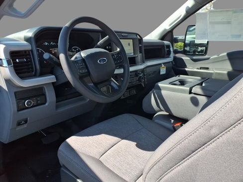 New 2026 Ford F350 XL w/ 360-Degree Camera Package image 4