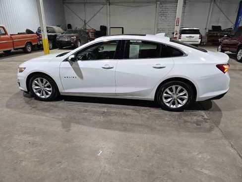 Used 2019 Chevrolet Malibu LT FWD image 6
