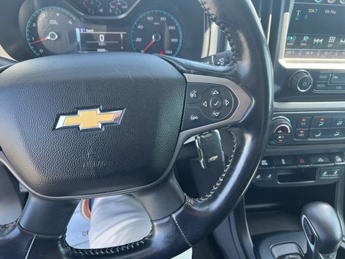 Used 2018 Chevrolet Colorado Z71 AWD/4WD image 18