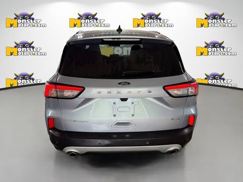 Used 2022 Ford Escape Titanium AWD/4WD image 5