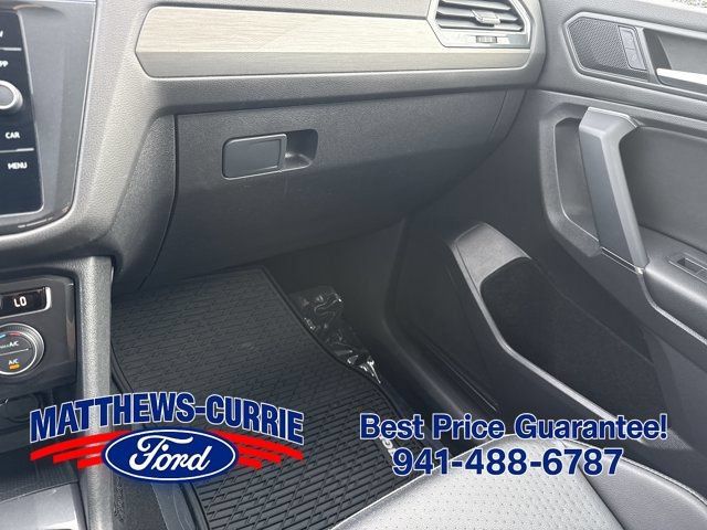 Used 2020 Volkswagen Tiguan SEL FWD image 22