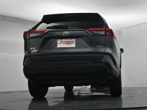 Used 2023 Toyota RAV4 XLE FWD image 35