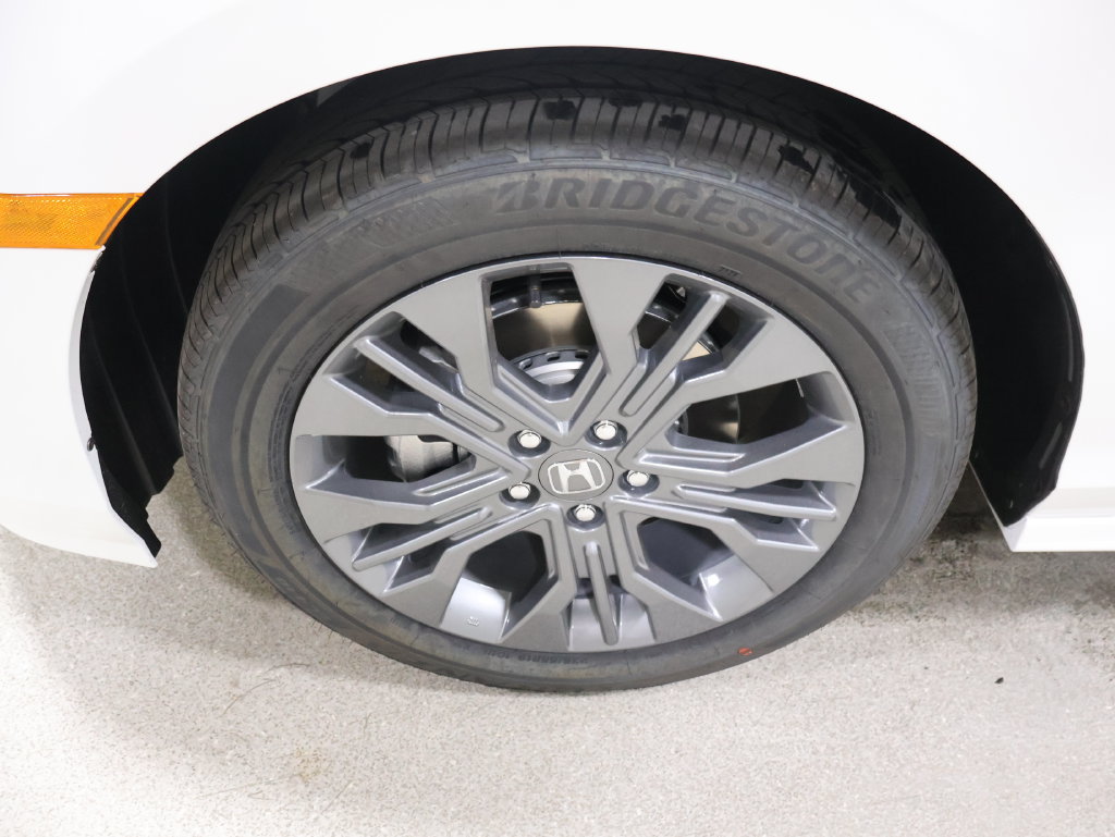 New 2027 Honda Odyssey Touring image 6