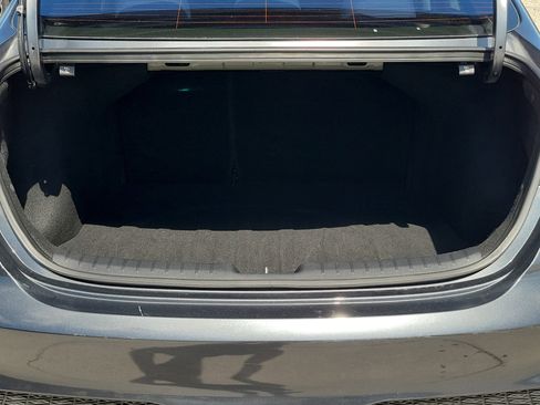 Used 2022 Kia Forte LXS w/ LXS Technology Package image 12