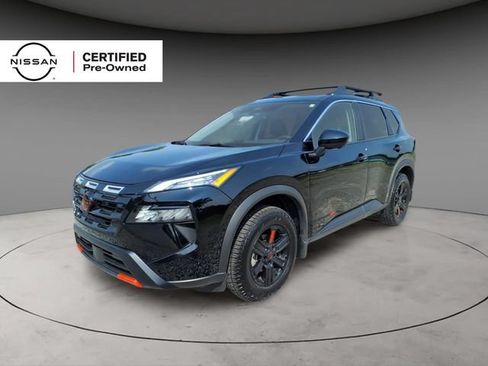 Certified 2026 Nissan Rogue SV AWD/4WD image 1
