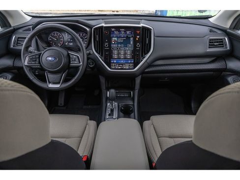 Used 2025 Subaru Ascent Premium w/ Premium Package image 12