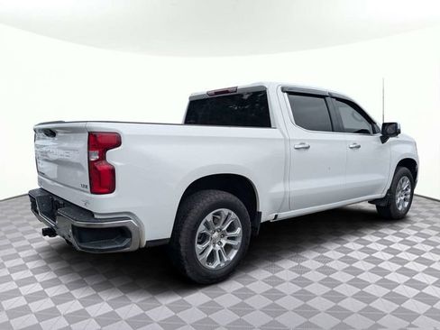 Used 2025 Chevrolet Silverado 1500 LTZ AWD/4WD image 4
